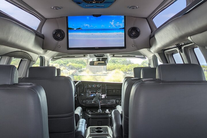 Private Luxury Van with Driver to Big Island Destinations of Your Choice - Photo 1 of 7